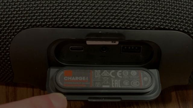 JBL Charge 4 Bluetooth Speaker Unboxing смотреть онлайн