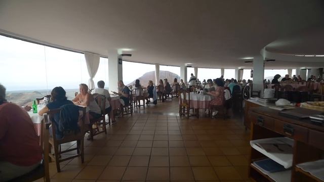 🇮🇨Top Places You HAVE To Eat In Lanzarote 🇮🇨 | Where To Eat In Lanzarote смотреть онлайн