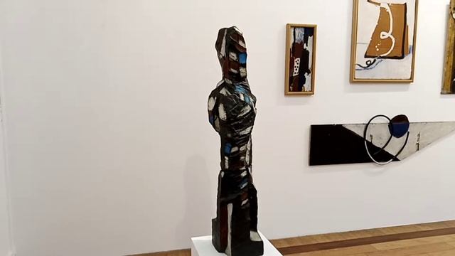 Музей ММОМА - выставки "Ретроспектива", Маркус Люперц, "Театр Плюща", Иван Плющ - 19.12.2021 19:36 смотреть онлайн