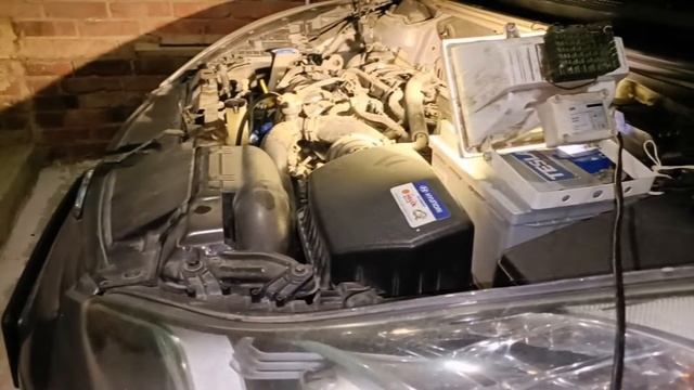 Проверка вакуумного актуатора изменения длины впускного коллектора Hyundai Avante MD смотреть онлайн