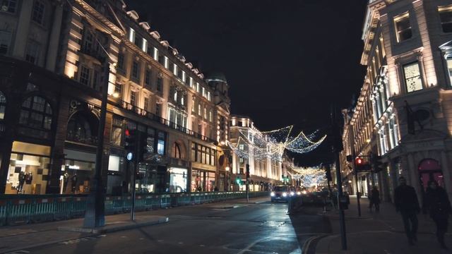 London’s Regent Street Christmas Lights 2020 ✨ ‘The Spirit of Christmas’ Angels Walk смотреть онлайн