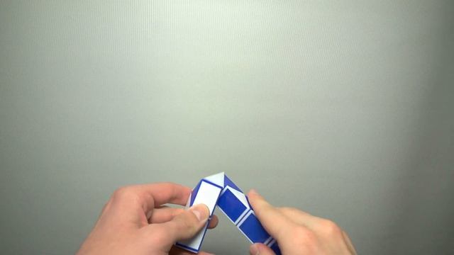 Фигуры из змейки Рубика. Урок №73. Подставка для смартфона №2 смотреть онлайн