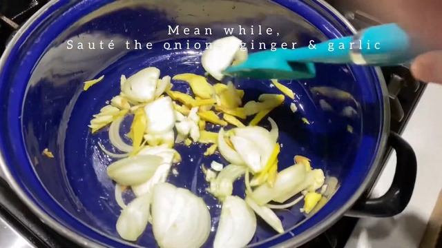 Laksa Soup With Dumplings & Noodles | Flavourful Soup In Coconut Milk Broth | Short Video