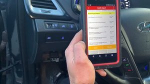 Hyundai Santa Fe OBD port Location, scan error codes with Launch x431
