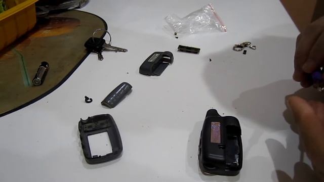 Ремонт брелка сигналки. Замена корпуса брелока Tomahawk TW7010 своими руками. смотреть онлайн