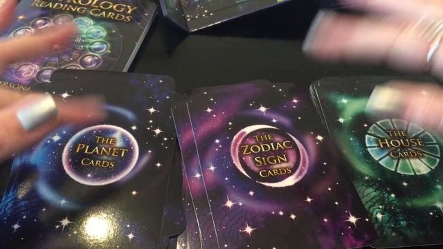 Astrology Reading Cards-Oracle Cards-Close Up Review & All The Ways I Use Them! смотреть онлайн