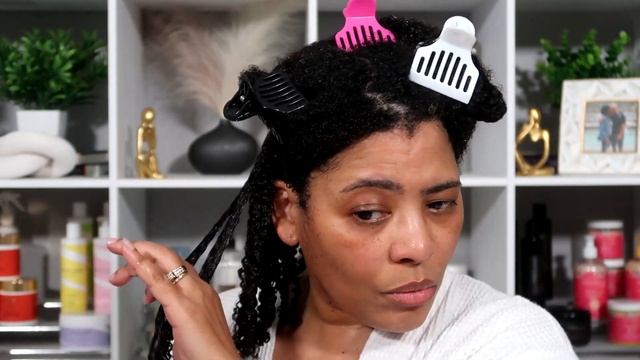VLOGMAS: Day 3 - Wash N' Go Gone Way Wrong l Trying *New To Me* Products | NaturalRaeRae смотреть онлайн