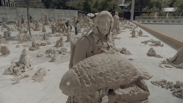 Проект Урса Фишера YES в Музее «Гараж»