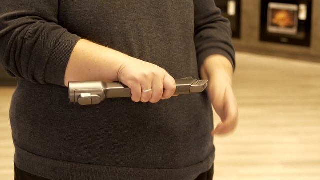 Видеообзор беспроводного суперпылесоса Samsung PowerStick Jet смотреть онлайн