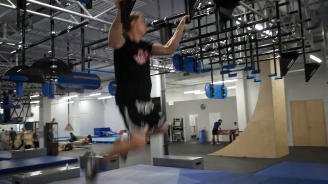 Rene Casselly Vs Simon Brunner Ninja Warrior