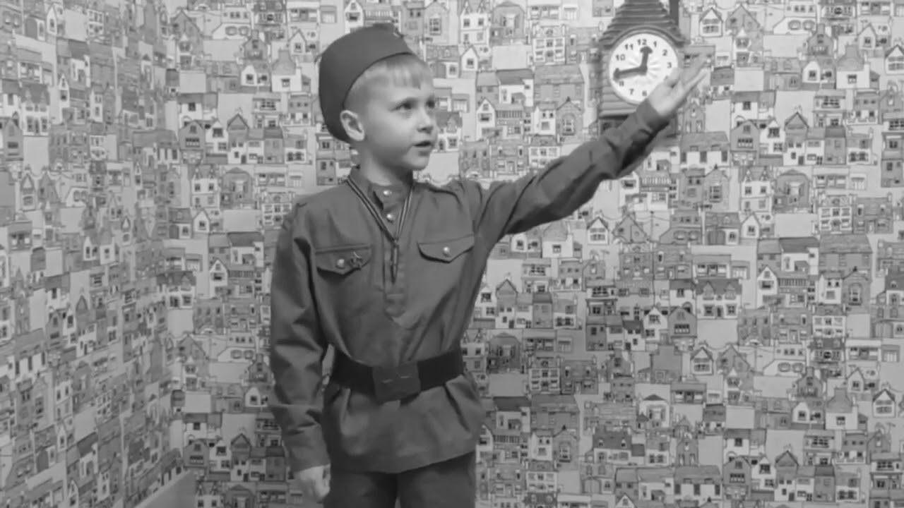 ЛЕТЕЛА ФРОНТА ПОХОРОНКА!? Дети читают стихи о ВОВ на 9 мая Детские стихи про войну на День Победы смотреть онлайн