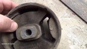 Диагностика и замена правой подушки двигателя пассат б3 б4