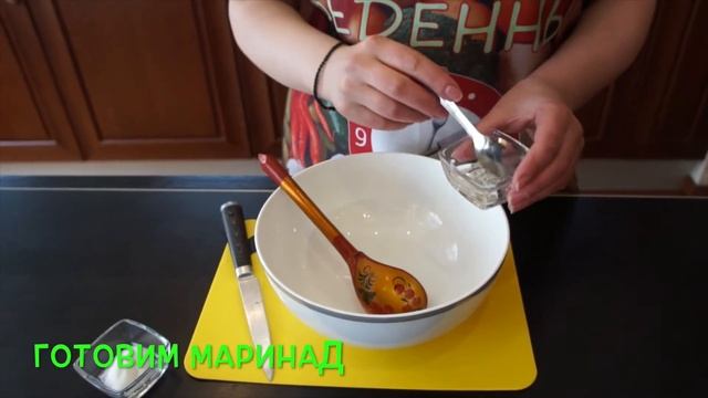 Маринуем лук.Подойдет для мяса, салатов и просто как закусочка. смотреть онлайн