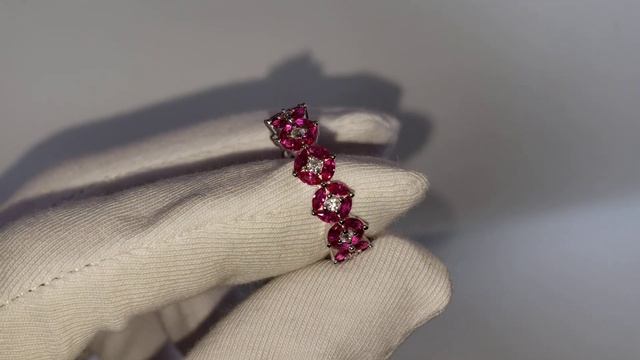 Серебряное кольцо с фианитами смотреть онлайн