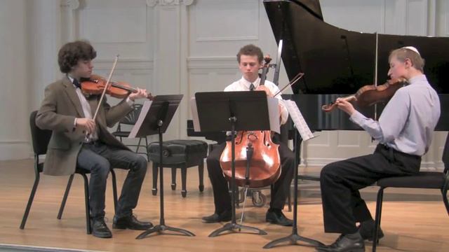 Aleksandr Borodin's String Trio in G minor смотреть онлайн