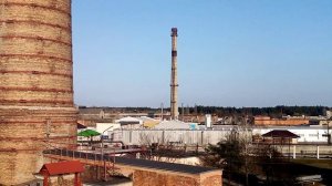 Падение огромной трубы