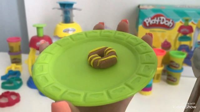 Play Doh фабрика пирожных. Делаем пончики смотреть онлайн