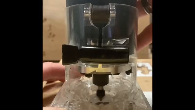 How to. Hand made sign using a router, simple technique. смотреть онлайн