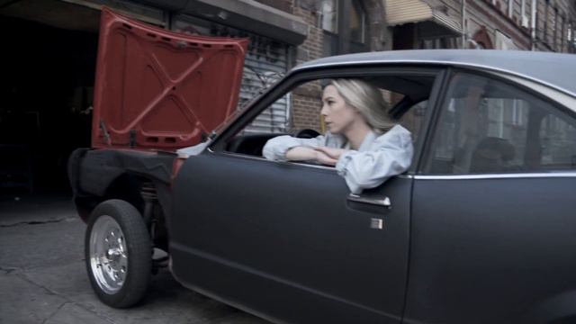 Lomography Petzval 80.5 Mm F/1.9 MKII SLR Art Lens With Marcus Russell Price