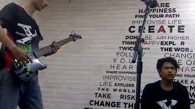 PoTaTo ( alt.rock) - Ku Tak Bisa ( cover ) @IP tebet смотреть онлайн