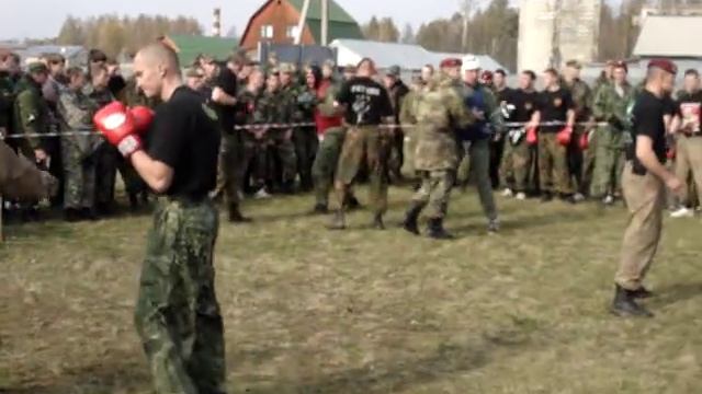 Cпецназ. Сдача на краповый берет.Рукопашный бой 12 мин. смотреть онлайн