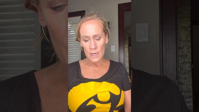 Simple eye look to finish this face смотреть онлайн