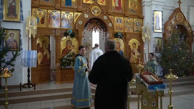 Утреня и Божественная Литургия. 23.01.2022 смотреть онлайн