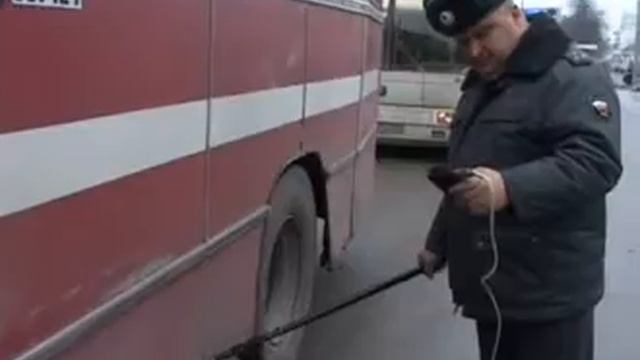78 автобусам полиция запретила выходить на маршрут смотреть онлайн