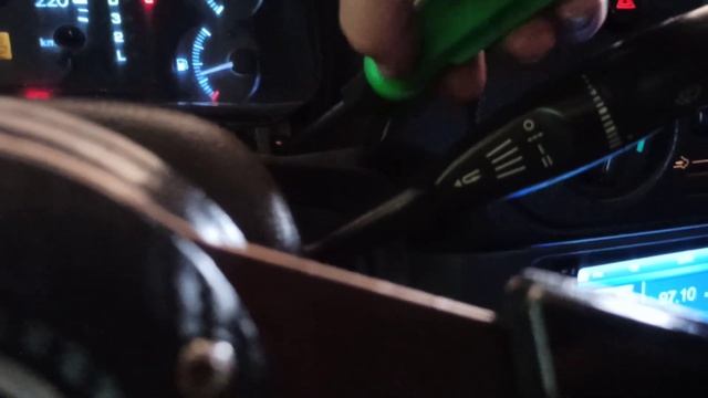 How to replace dashboard light | Mitsubishi Lancer 1997 Pizza смотреть онлайн