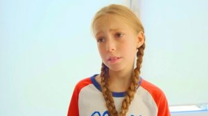 КАРАТИСТКА ЗАПРЕЩАЕТ МАРГО и ВИОЛЕ ДРУЖИТЬ с САШЕЙ!