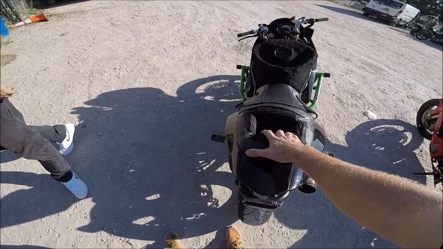 STOCK vs STUNT Kawasaki Ninja 636 Showdown смотреть онлайн