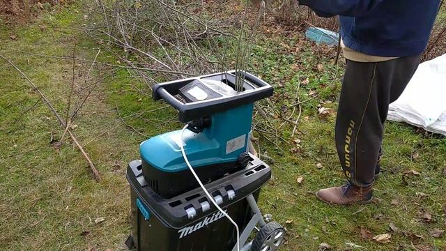 Садовый измельчитель Makita UD 2500 после 2х лет работы смотреть онлайн