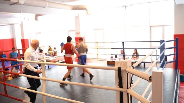 ФЕДЕРАЦИЯ БОКСА И ММА МЕНТАЛИТЕТ метро Беляево смотреть онлайн