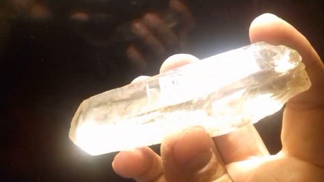 MINERALES de Costa Rica CON Bob CR ..EJEMPLAR cristal DE Roca anumado. смотреть онлайн