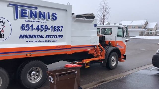 Tennis Sanitation Autocar Heil Python Garbage Truck смотреть онлайн