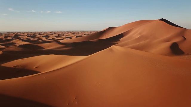 The Arabian Desert Soundtrack смотреть онлайн