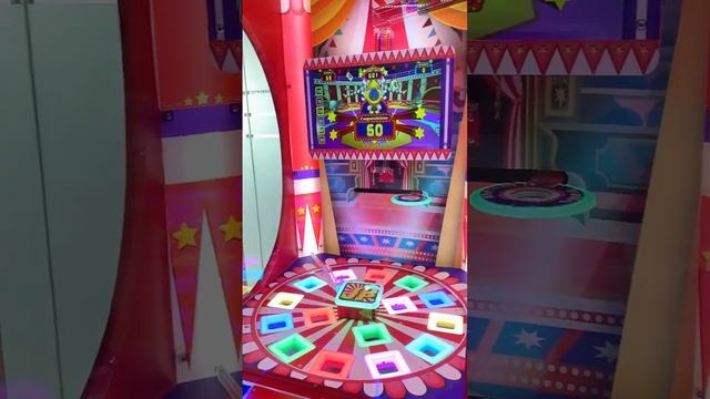 Magic ball drop redemption game machine！Addicted to play hahaha ? смотреть онлайн