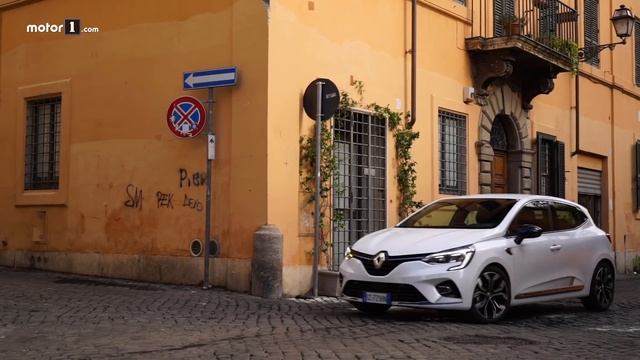 Renault Clio Hybrid, ecco quanto consuma davvero e come funziona il cambio смотреть онлайн