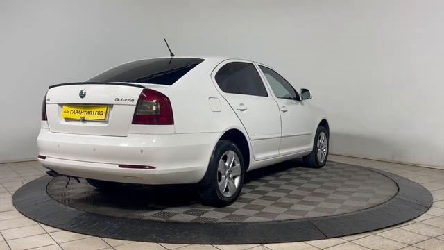 Skoda Octavia АВ-202 смотреть онлайн