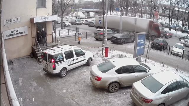 Видеокамера AHD IVM-2124-4-in-1. 2MP, F33, FH8536H, 3.6mm. Улица, день! смотреть онлайн