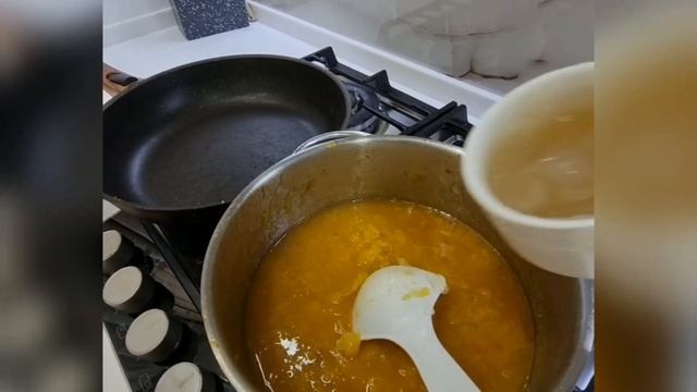 Сегодня Карим готовит желейное варенье из сливы. Это очень вкусно!!!