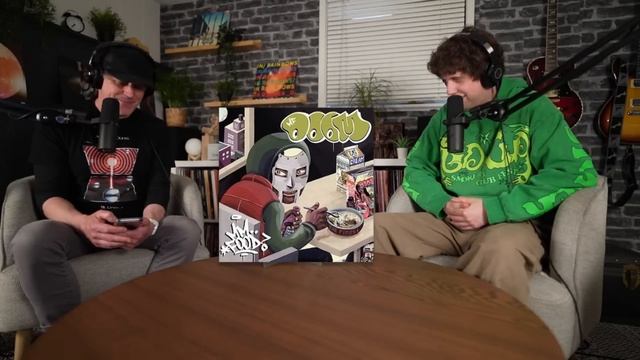 Dad Reacts to MF DOOM - MM..FOOD смотреть онлайн