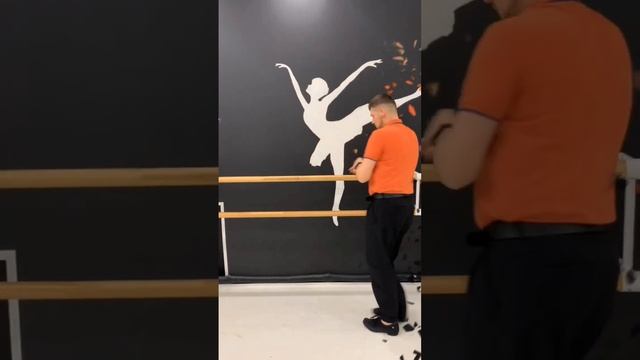 Важно! В танго, даже если под рукой нет партнера(партнерши)..Всегда есть станок? смотреть онлайн