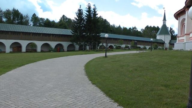 В Иверском монастыре на Валдае смотреть онлайн