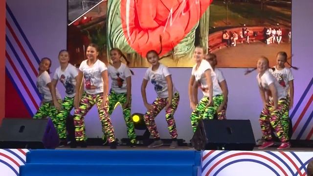 Народный хореографический ансамбль "Вдохновение" - Time To Move смотреть онлайн