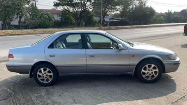TOYOTA CAMRY ปี 2000รื่อง 2.2 ✨✨ออโต้ AIRBANG ABSรถสวยขับดี เดิมบาง смотреть онлайн