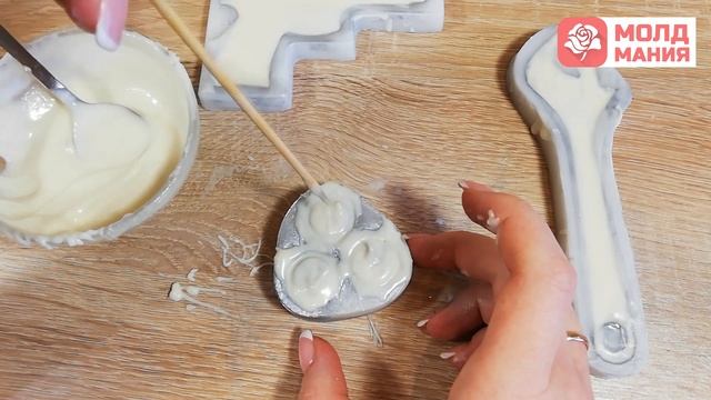 Как сделать шоколадные гайки, гаечный ключ и пистолет смотреть онлайн