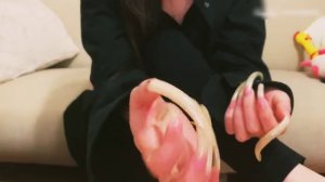 очень красивые натуральные длинные ногти на руках и ногах