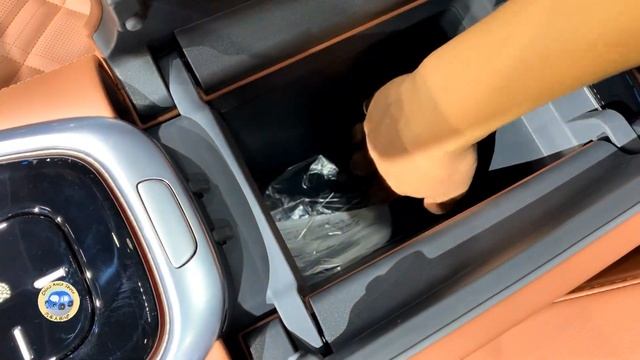 2024 Changan QiYuan A07 EV Walkaround—2023 Chengdu Motor Show смотреть онлайн