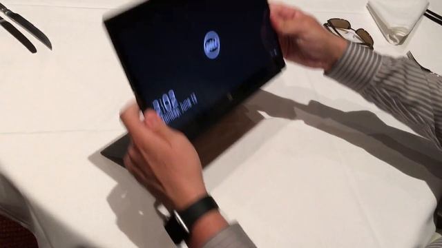 Dell Latitude 7275 2-in-1 Hands On смотреть онлайн